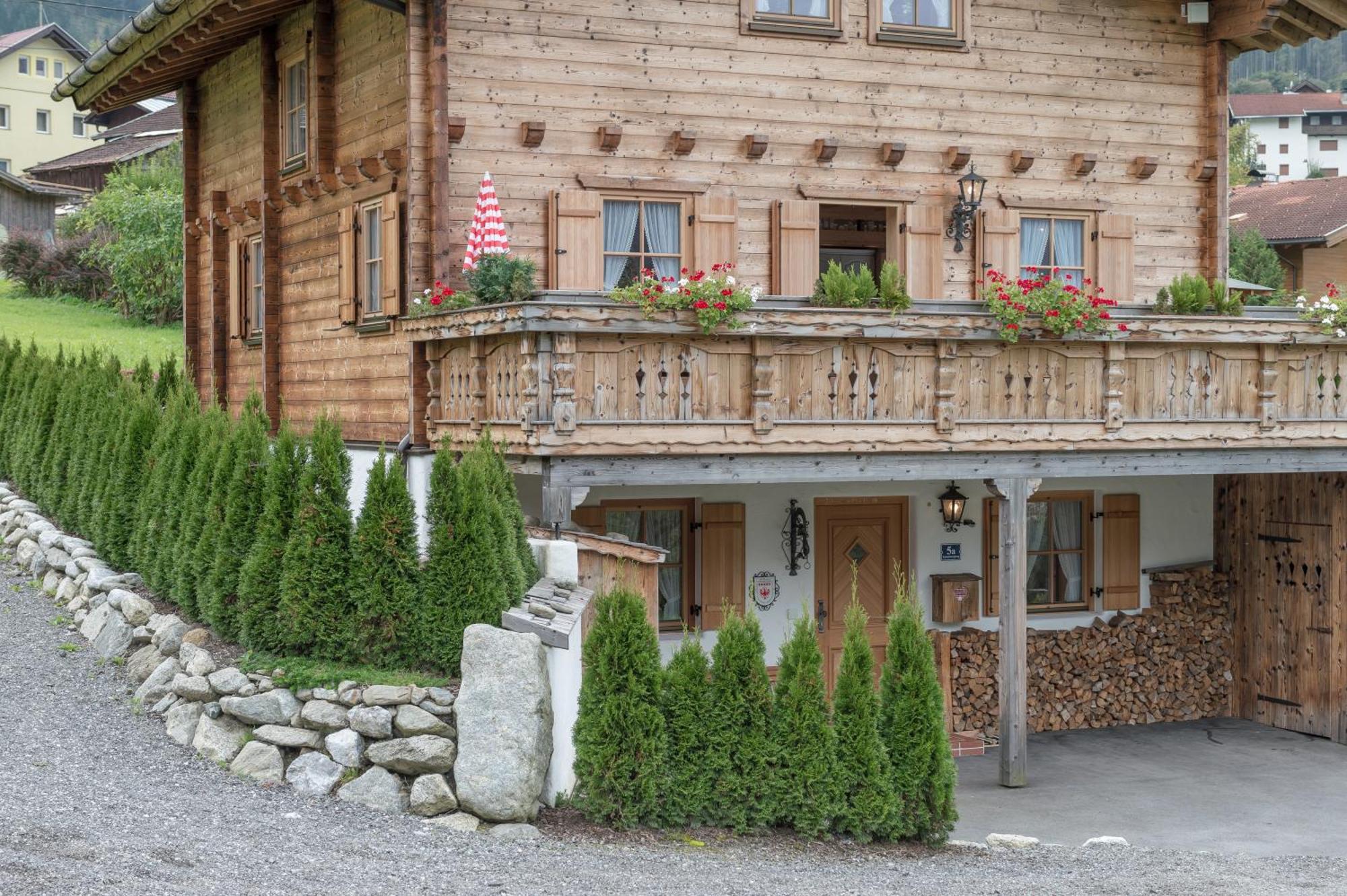 Oetztal Chalet เซาเทนส์ ภายนอก รูปภาพ